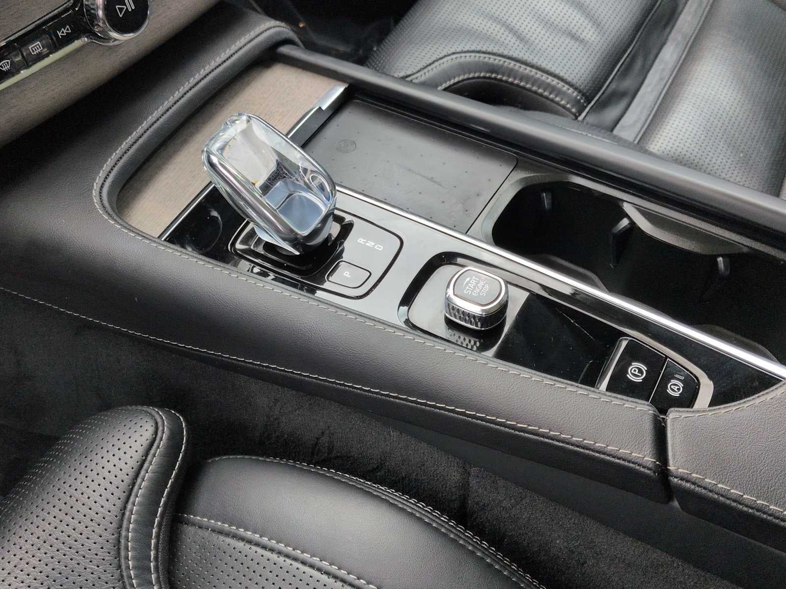 2022 Volvo XC90 Recharge Plug-In Hybrid Inscription