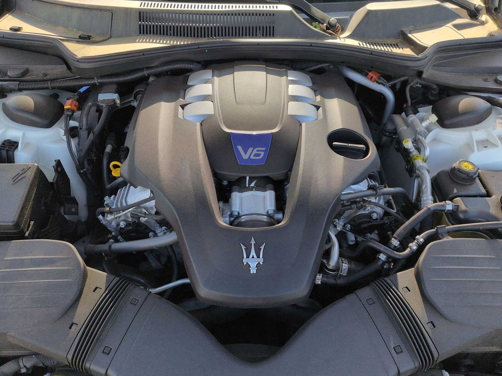 2021 Maserati Ghibli S Q4