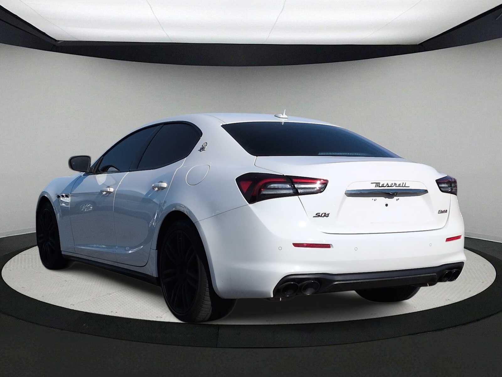 2021 Maserati Ghibli S Q4