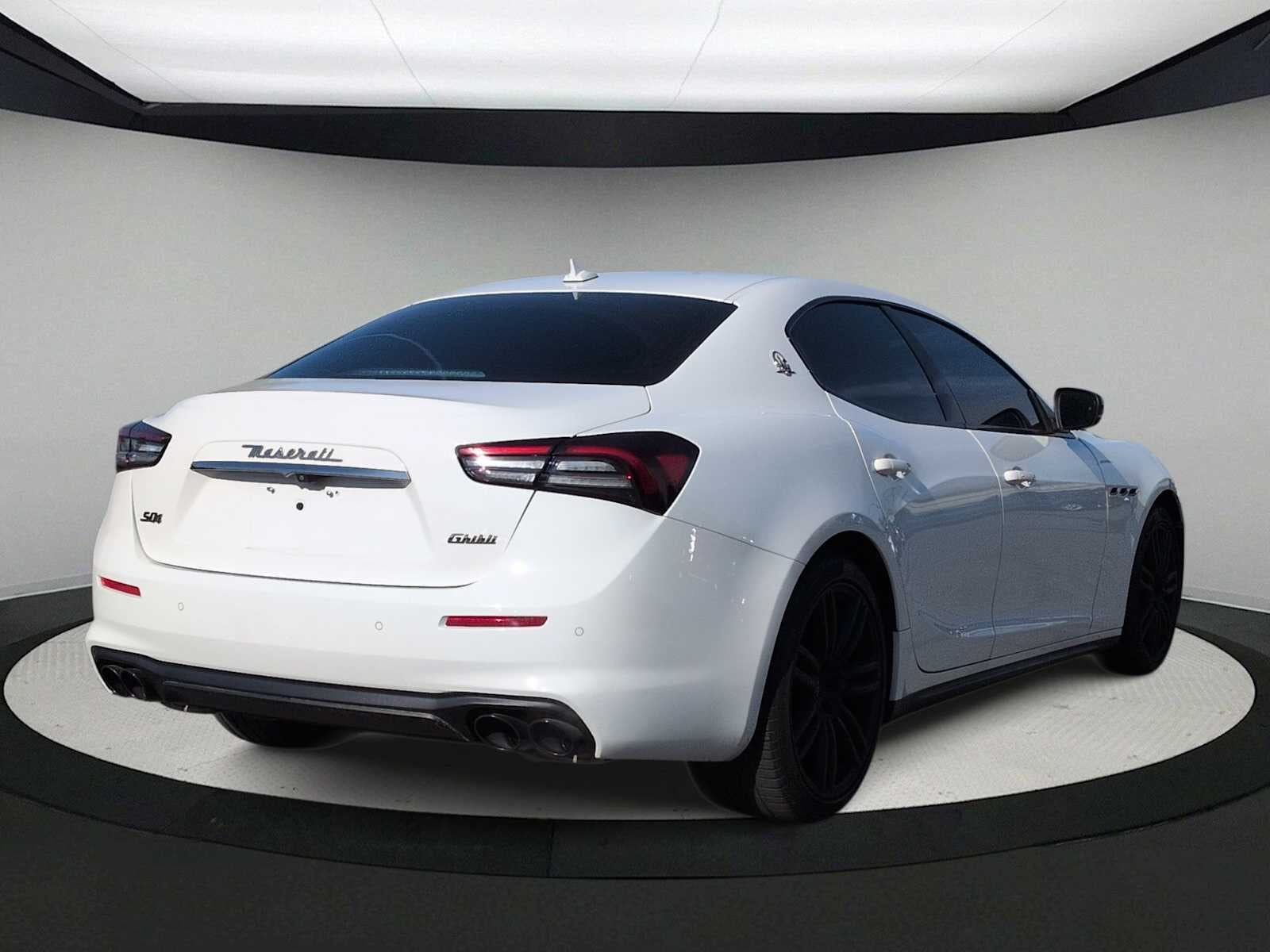 2021 Maserati Ghibli S Q4